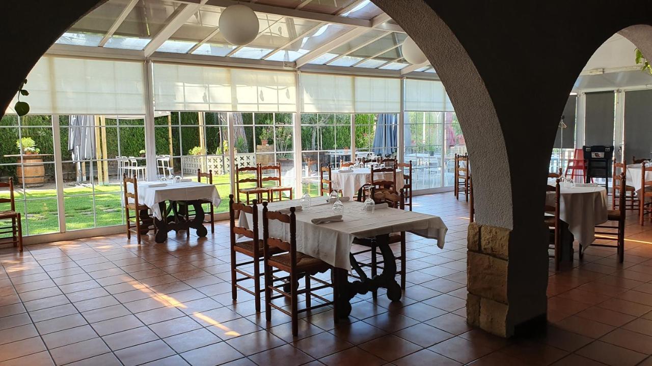 Hotel Restaurant El Bosc Banyeres del Penedes Ngoại thất bức ảnh